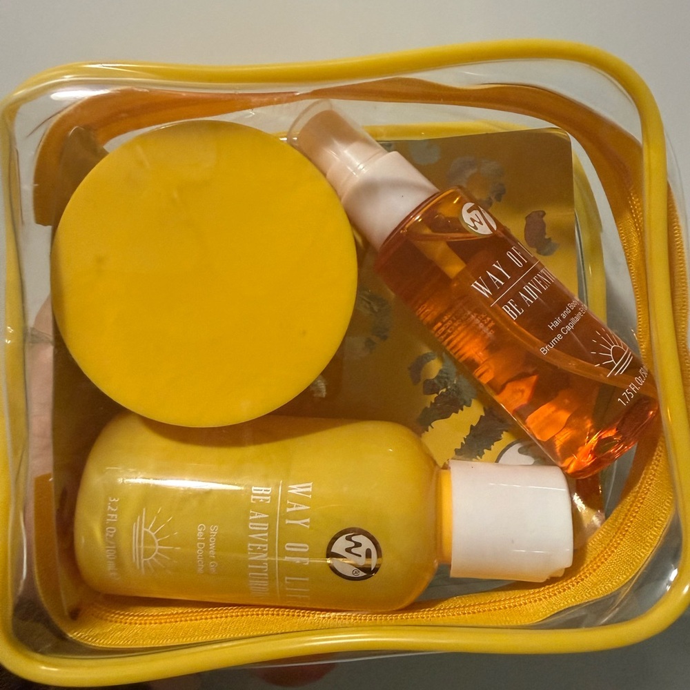 W7 Way of Life Beauty Set